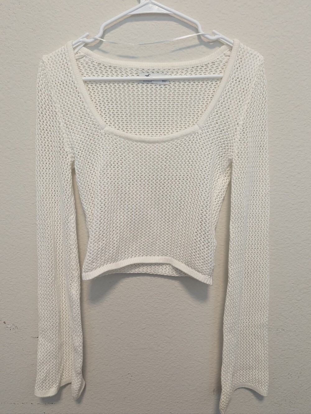 Hollister Cream Open Knit Long Sleeve Crop Top